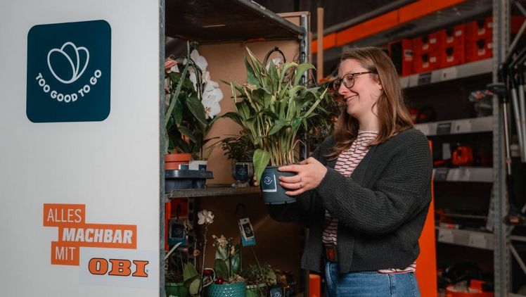 Pflanzen retten statt wegschmeißen - OBI und Too Good To Go vereinbaren strategische Partnerschaft. Bild: OBI.