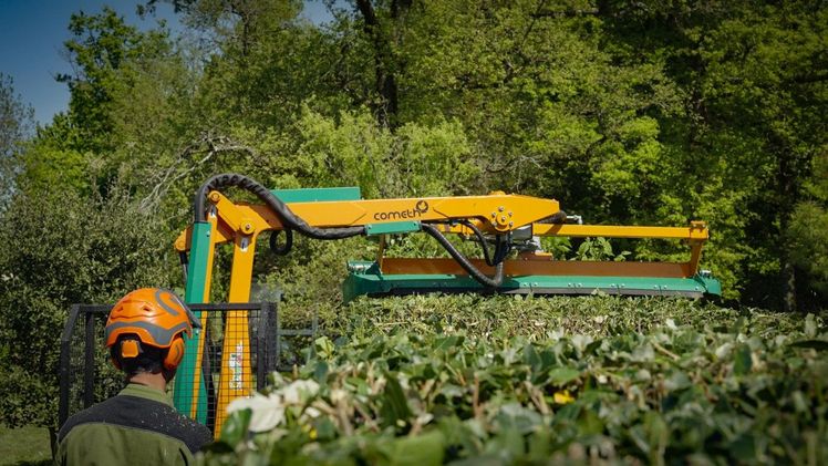 Präzise Technik für den professionellen Einsatz in der Landwirtschaft, in Kommunen und in der Landschaftspflege: Coup'eco. Bild: Coup'Eco.