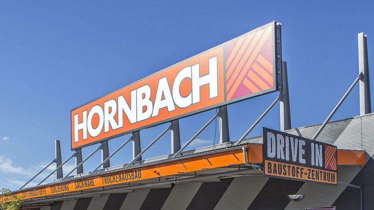 Nach ersten vorläufigen Ergebnissen wird der Konzernumsatz sowohl im zweiten Quartal als auch im ersten Halbjahr 2020/21 voraussichtlich um knapp ein Fünftel steigen. Bild: Hornbach.