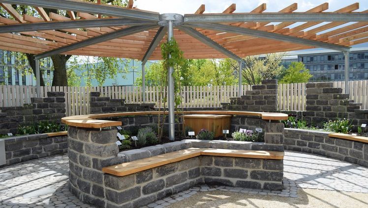 Kräuterbeet des „Lounge-Garten“ der Firma Galabau Killat GmbH & Co. KG auf der BUGA Erfurt. Bild: FGL.