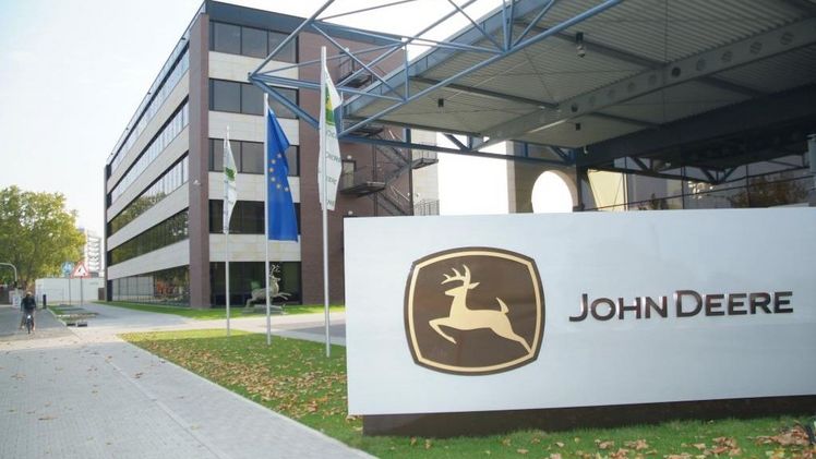 Deere & Company -Europäischer Hauptsitz, Mannheim. © Copyright Deere & Company.