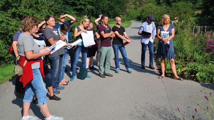 Acht spannende Module innerhalb von zwei Jahren gehören zur neuen "Qualifizierung Gartengestalter*in" an der DEULA in Baden-Württemberg. Bild: Andreas Ibendorf.