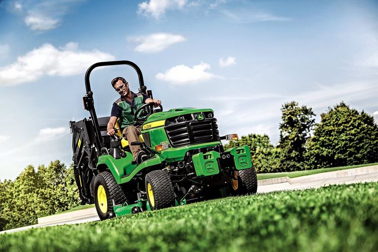 John Deere Rasentraktor. Bild: John Deere. 