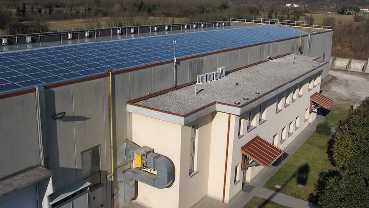 Nachhaltige Etikettenproduktion in Italien. Bild: Felga.