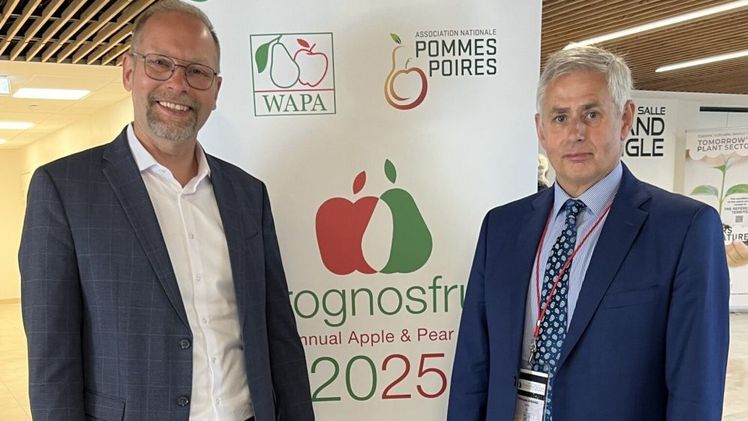 v.l.: Dr. Christian Weseloh (Geschäftsführer BVEO) und Philippe Binard (Geschäftsführer WAPA). Bild: BVEO.