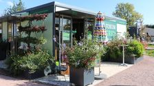 Das Forum.Grün – Pavillon der Landschaftsgärtner dient den Besuchern der bayerischen Landesgartenschauen als zentrale Anlaufstelle für Information, Beratung und Austausch rund um den Garten- und Landschaftsbau. Bild: Sindi Guri, VGL Bayern.