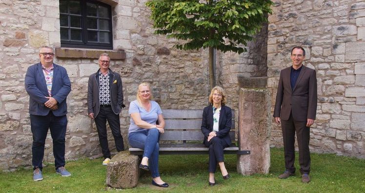 vlnr: Volker Schwarz, Kai Schönberger, Ursula Stecker, Franziska Schwarz, Thomas Hellingrath. Bild: Landesgartenschau Bad Gandersheim.