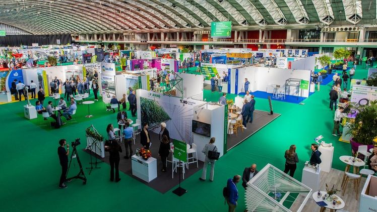 Der weltweite Gartenbausektor freut sich darauf, wieder persönlich zusammenzukommen, um zu netzwerken, zu feiern und zu lernen. Bild: Floris Heuer Fotografie. Der weltweite Gartenbausektor freut sich darauf, wieder persönlich zusammenzukommen, um zu netzwerken, zu feiern und zu lernen. Bild: Floris Heuer Fotografie.