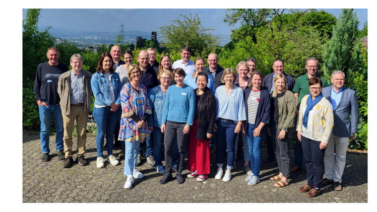 Die Arbeitnehmerberaterinnen und -berater bei ihrem gemeinsamen zweitägigen Austausch. Bild: Landwirtschaftskammer Rheinland-Pfalz.