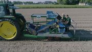 Die Grünspargel-Erntemaschine Christian. Bild: Christiaens Agro Systems.