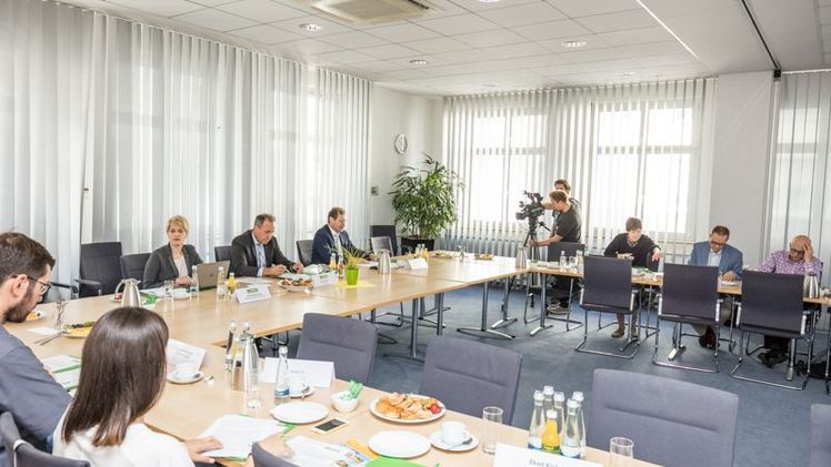 Bilanz-Pressekonferenz 2018 in der Karlsruher Zentrale. Bild: Ralf Peter/ZG Raiffeisen. Bilanz-Pressekonferenz 2018 in der Karlsruher Zentrale. Bild: Ralf Peter/ZG Raiffeisen.