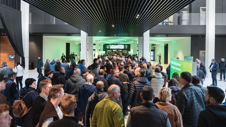 Mehr als 16.000 Besucher aus über 70 Ländern auf der Interpoma 2022. Bild: Marco Parisi.