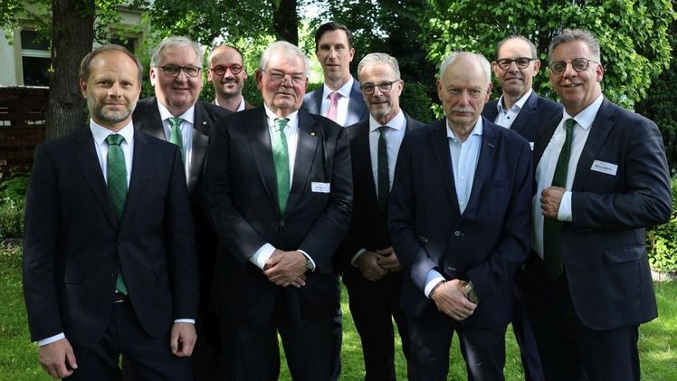 Vorstand und Aufsichtsrat der AGRORISK-Gruppe im Mai 2025 in Gießen. Bild: © Gartenbau-Versicherung VVaG.