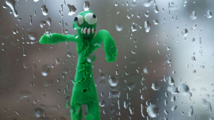 Im Westen droht an Halloween zunehmend nasses und windiges Gruselwetter, hier ist Indoorgruseln deutlich angenehmer. Quelle: WetterOnline.