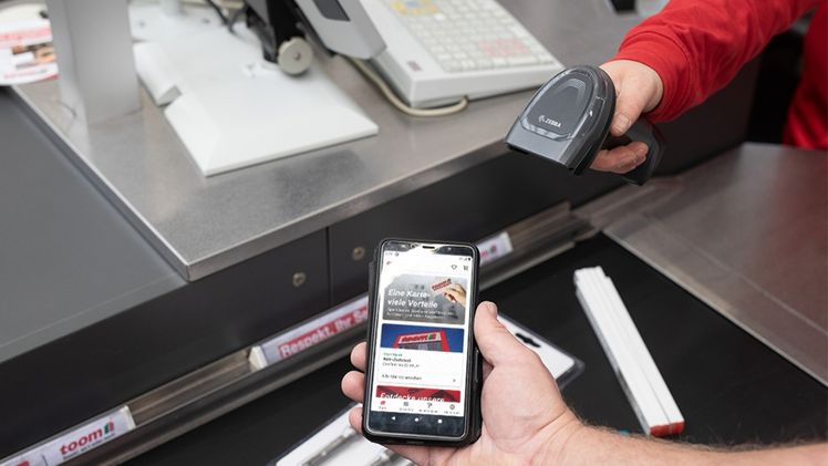 Künftig profitieren App-Nutzer von besonderen Angeboten, Aktionen und Ratgebern, die den Selbermacher-Alltag erleichtern. Bild: toom.