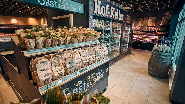 Biofruit gibt es jetzt auch im Hofladen Essen. Bild: Biofruit.