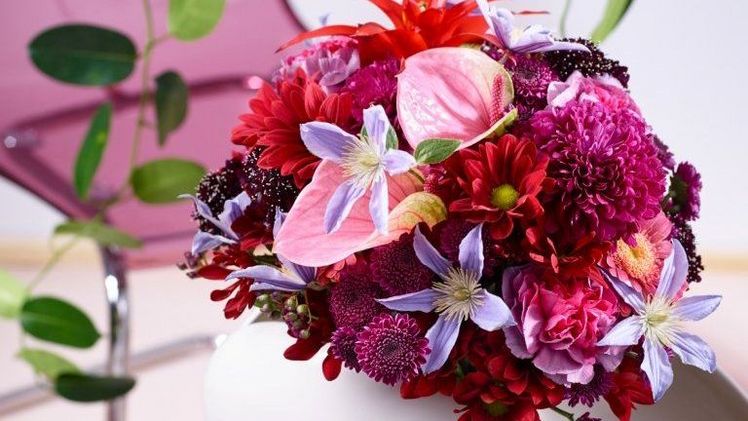 Florales Energiebündel zum Muttertag: Blumen machen glücklich!