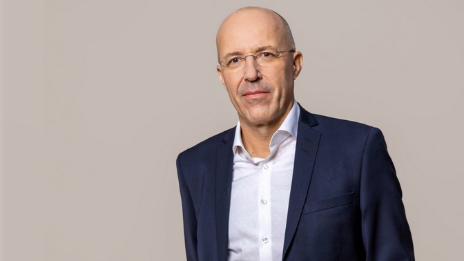 Jan Kunath scheidet mit Ende 2025 aus dem REWE Group-Vorstand aus. Bild: REWE.