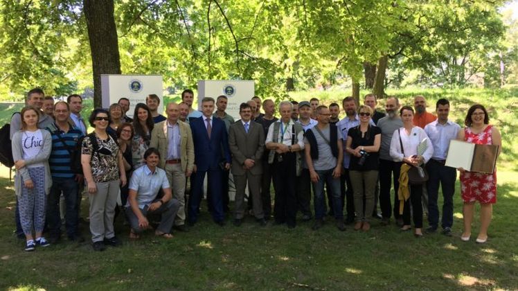 Über 40 Baumpfleger trafen sich zur jährlichen Mitgliederversammlung in der slowakischen Hauptstadt Bratislava. Bild: EAC.