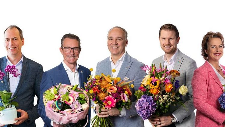 Auf dem Bild (von links nach rechts): Martin Vingerlin (Schatzmeister), Boudewijn Rip (allgemeines Vorstandsmitglied), Marcel Zandvliet (Vorsitzender), Michel Zaremba (Mitglied des Vorstandes) Gerda Stokhof (Sekretärin) Bild: DFG.