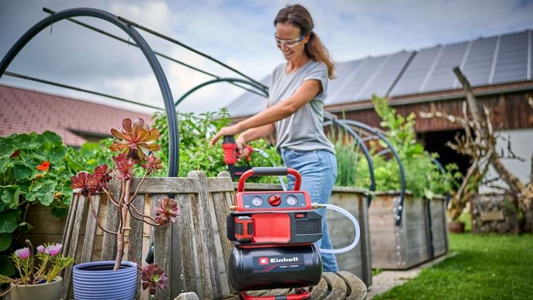 Der Akku-Kompressor TE-AC 18/75 Li OF überzeugt durch seine kompakte Bauweise. Bild: Einhell.