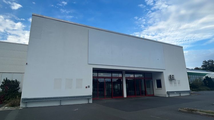 In der Immobilie des ehemaligen toom-Baumarktes in Selb eröffnet Danhauser einen neuen hagebaumarkt mit 6.500 Quadratmetern Verkaufsfläche. Bild: hagebau.