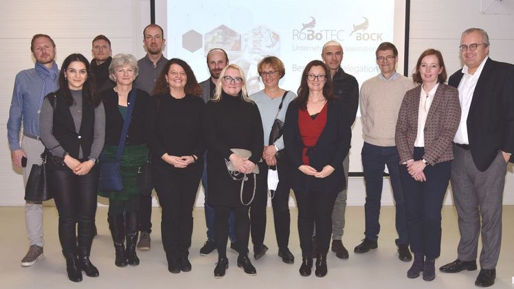 Hoher Besuch bei Bock Bio Science/RoBoTec PTC. Bild: M.Menke.