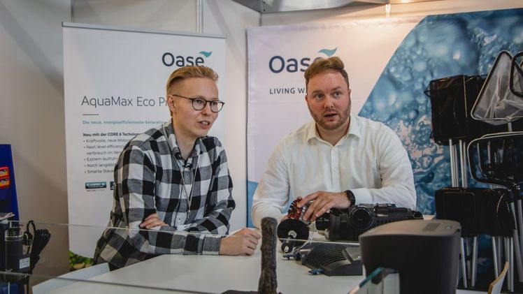 Aktuelles Fachwissen rund um Aquaristik und Gartengestaltung mit Wasser für Händler, Garten- und Landschaftsbauer sowie Privatpersonen. Bild: OASE.