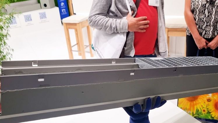 Die leichte Betonrinne BIRCOslim® mit verzinkter Stahlzarge bietet der Entwässerungsspezialist in der Nennweite 100 in den Bauhöhen 135 mm bzw. 185 mm (ohne Innengefälle) an. Bild: BIRCO.