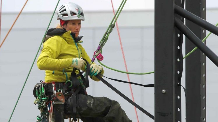 Die moderne Seilklettertechnik ist 2018 ein Schwerpunkt im Programm des Kletterforums. Foto: Deutsche Baumpflegetage