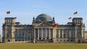Das Reichstagsgebäude als Plenarsaal-Gebäude für den Deutschen Bundestag am Platz der Republik in Berlin. Bild: Wolfgang Pehlemann.