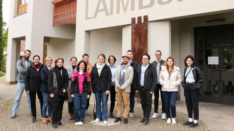 15 junge Forschende des Versuchszentrums Laimburg und der Humboldt-Universität zu Berlin nahmen am 18. und 19. April am interdisziplinären Workshop teil. Bild: © Laimburg Research Centre/Julia Rizzo.