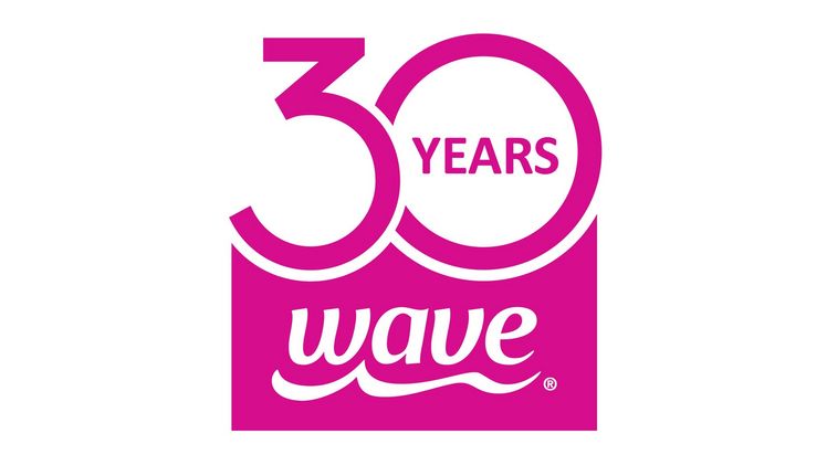 Jahrzehnte voller Farbe! Ein ganzes Jahr voller Festlichkeiten zum 30. Geburtstag von Wave® Petunien in 2025. Bild: PanAmerican Seed.