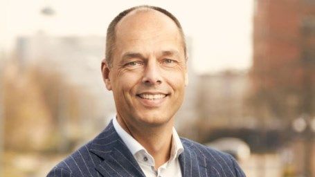 Leendert-Jan Plaisier wurde ab 1. Dezember 2020 zum Chief Operational Officer (COO) von Royal FloraHolland bestellt. Bild: Royal FloraHolland. Leendert-Jan Plaisier wurde ab 1. Dezember 2020 zum Chief Operational Officer (COO) von Royal FloraHolland bestellt. Bild: Royal FloraHolland.