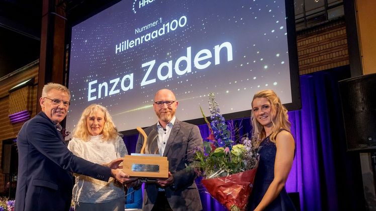 Auf der Hillenraad Horti Convention wurde Enza Zaden zum führenden Unternehmen im niederländischen Gartenbau ernannt. Bild: Fotostudio Gerard- Jan Vlekke/ Fotovak.