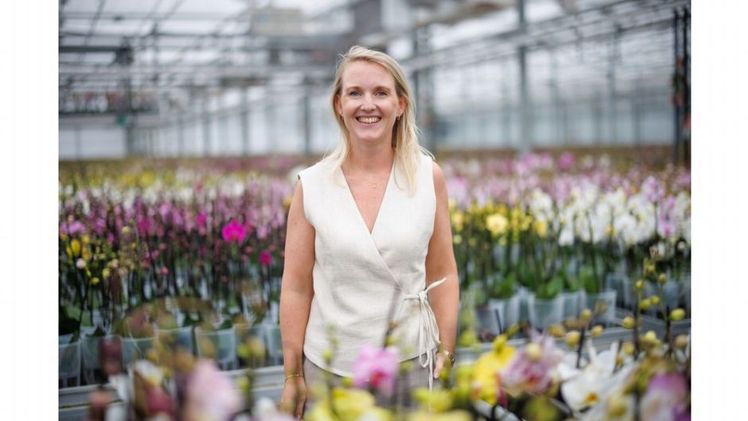 Angela Mutters-v.d. Maarel ist die Direktorin einer hoch-technologisierten Orchideengärtnerei in Maasdijk in den Niederlanden. Bild: PFFH/Maarelorchids.