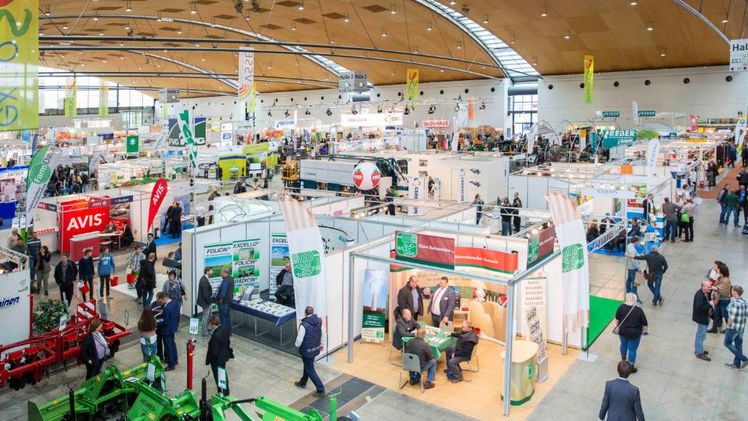 Blick über die von 6.300 Besuchern bereiste Messehalle in Karlsruhe. Bild: VSSE.