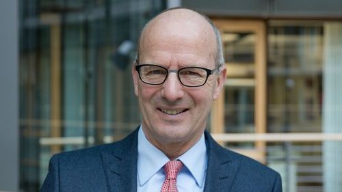 Dr. Lutz Spandau. Bild: ©Allianz Umweltstiftung.