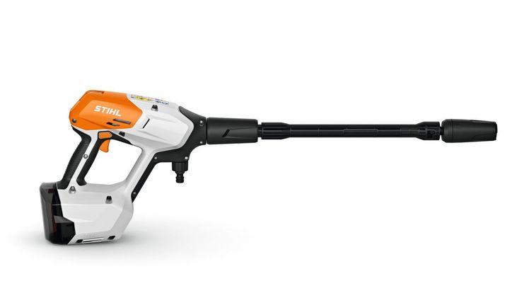 Wenn es schnell gehen muss, ist der neue STIHL RCA 50 ideal: Einfach Schlauch anstecken und schon lässt sich mit dem kompakten, leichten Akku-Druckreiniger fernab von Steckdosen für Sauberkeit sorgen. Bild: STIHL.