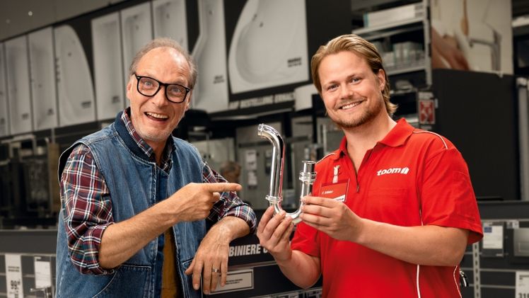 Bereits zum dritten Mal Kampagnengesicht für toom: Schauspieler Martin Brambach alias DIYJochen67 begeistert mit Humor, Nähe und hoher Identifikation. Bild: © toom.