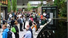 Treffpunkt der grünen Branche: Auch auf der GaLaBau 2026 lädt der BGL auf seinem Messestand mit Fachvorträgen, Preisverleihungen und weiteren Programmpunkten zum Austausch ein. Foto: BGL/Daniel Karmann.