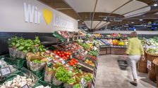 Zum zehnten Mal ausgezeichnet: EDEKA erhält den Retail Award 2026 als bester Vollsortimenter für seine Obst- und Gemüsekompetenz. Bild: © EDEKA.