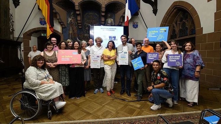 Auszeichnungsfeier in Saarbrücken zum Jubiläum. Bild: Fairtrade-Town.