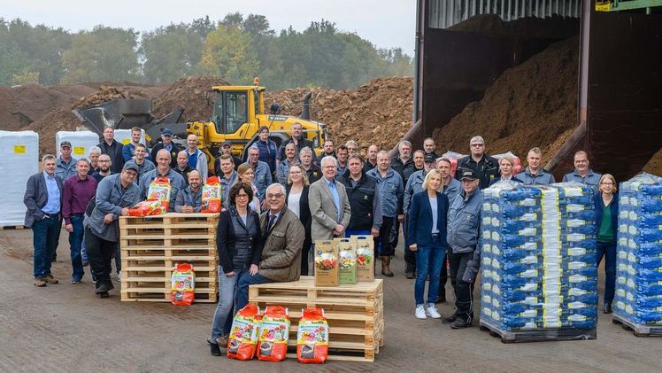 Das Team der Firma Gebr. Brill Substrate GmbH & Co. KG. Bild: Brill.