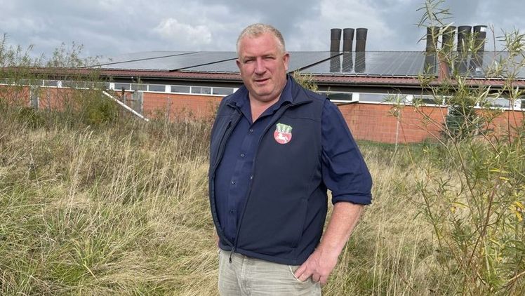 Alexander von Hammerstein: „Der Ausbau der Speicher ist notwendig, um die Energiewende stabil zu halten. Aber für unsere Betriebe steht und fällt alles mit verlässlichen Rahmenbedingungen und sauberen Verträgen.“ Bild: Landvolk.