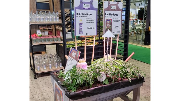 Das neue Sortiment kam gut an, auf der PRO garten & tier. Bild: SAGAFLOR.