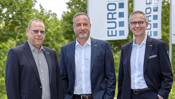 Die EUROBAUSTOFF Geschäftsführung (v. l.): Jörg Hoffmann, Dr. Eckard Kern (Vorsitzender) und Hartmut Möller. Bild: EUROBAUSTOFF.