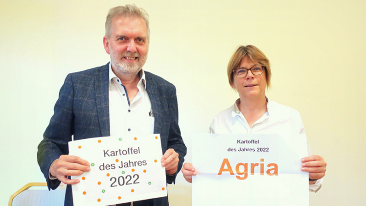 Verkündung der "Kartoffel des Jahres 2022" mit Simone Raskob, Verwaltungsvorstand Stadt Essen. Bild: Peter Krauskopf. Verkündung der "Kartoffel des Jahres 2022" mit Simone Raskob, Verwaltungsvorstand Stadt Essen. Bild: Peter Krauskopf.