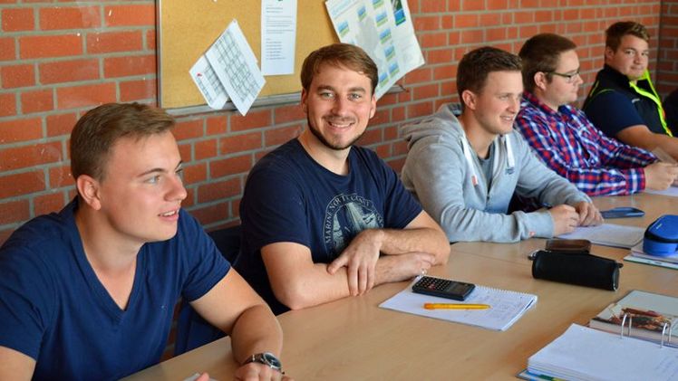 Studierende in Köln-Auweiler. Bild: LWK NRW.