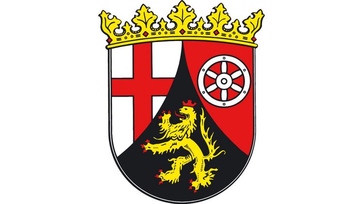 Landwirtschaftsministerin Daniela Schmitt gratuliert dem neuen Präsidenten der Landwirtschaftskammer Michael Horper.